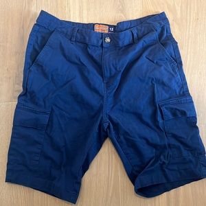 Peau de loup cargo shorts size 12 navy blue